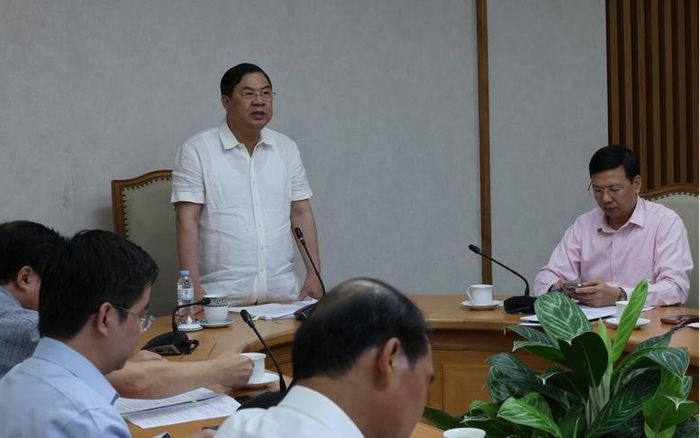 Phó Thủ tướng Thường trực Phạm Gia Túc làm việc với Bộ Công Thương và các bộ, ngành liên quan về tình hình triển khai Nghị quyết 57/NQ-TW - Ảnh: VGP/Phương Nguyên