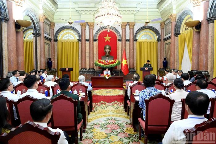  Toàn cảnh buổi gặp mặt các nhà báo tiêu biểu năm 2026. Ảnh: Báo Nhân dân