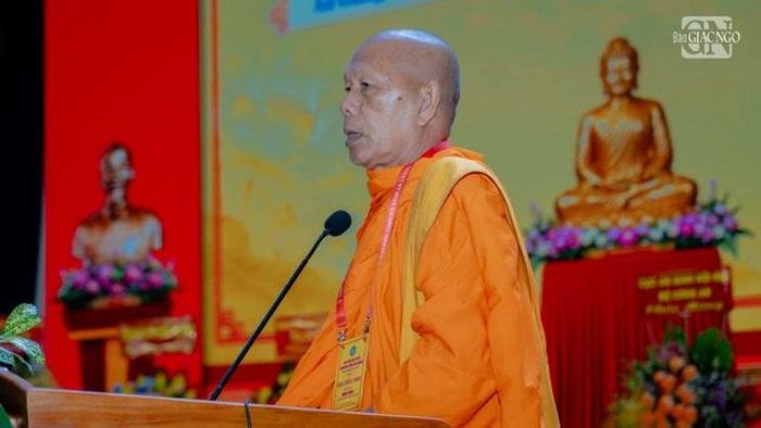 Hòa thượng Dâng Lân, Ủy viên Thường trực Hội đồng Trị sự, Chủ tịch Hội Đoàn kết sư sãi yêu nước tỉnh chia sẻ quá trình gắn bó với công tác Phật sự tại tỉnh Kiên Giang cũ