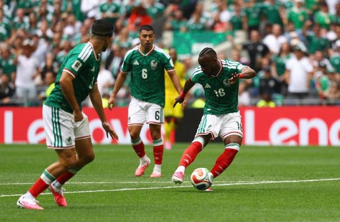 Tuyển Mexico tự tin hướng đến chiến thắng trước Hàn Quốc.