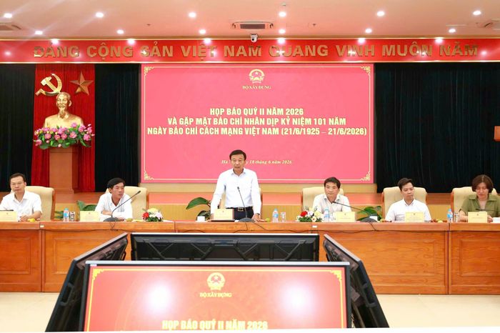Lãnh đạo Bộ Xây dựng khẳng định luôn lắng nghe những ý kiến phản biện, khách quan của báo chí để kịp thời đưa ra sự điều chỉnh phù hợp.