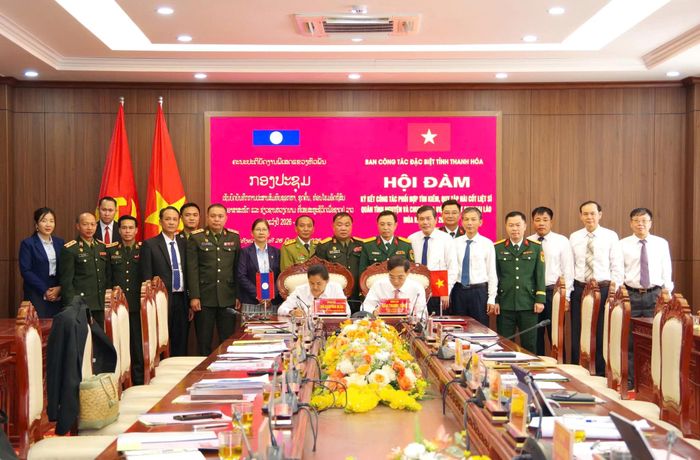 Ban công tác đặc biệt hai tỉnh Thanh Hóa - Hủa Phăn ký kết phối hợp tìm kiếm, quy tập hài cốt liệt sĩ