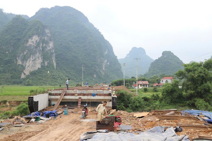 Dự án Đường kết nối ĐT.265 xã Bình Long, huyện Võ Nhai (cũ) đi tỉnh Bắc Giang là công trình hạ tầng có ý nghĩa quan trọng trong kết nối liên vùng, góp phần thúc đẩy phát triển kinh tế - xã hội. Ảnh: Đồng Văn Thưởng