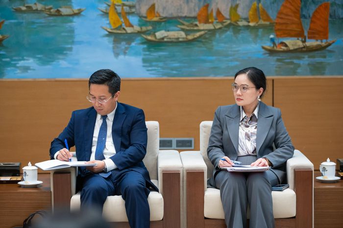 Các đại biểu tham dự cuộc tiếp