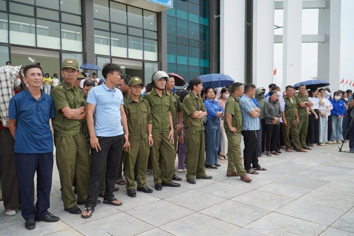 Sự tận tình của các cán bộ, chiến sĩ Cảnh sát giao thông trong quá trình hướng dẫn đã để lại nhiều ấn tượng tốt đẹp đối với người dân tham gia chương trình.
