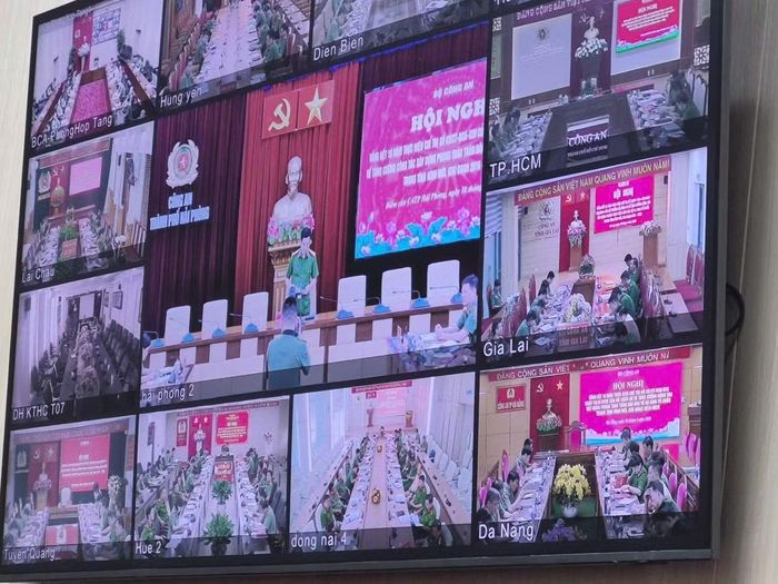 Đại diện lãnh đạo Công an TP Hải Phòng phát biểu tham luận tại điểm cầu Công an TP Hải Phòng.