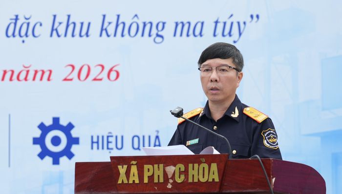 Phó Cục trưởng Cục Hải quan Lưu Mạnh Tưởng phát biểu tại buổi lễ.