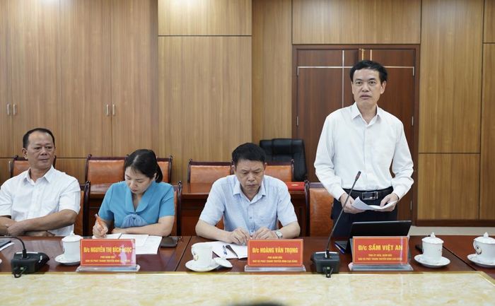 Giám đốc Báo và Phát thanh, Truyền hình Cao Bằng Sầm Việt An phát biểu tại buổi lễ.