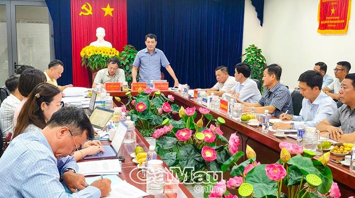 Ông Nguyễn Minh Nhứt, Giám đốc Sở Nội vụ, tiếp thu đầy đủ những vấn đề đoàn kiểm tra đặt ra, đồng thời chỉ đạo các bộ phận chuyên môn sớm hoàn thiện báo cáo theo yêu cầu gửi đến đoàn.