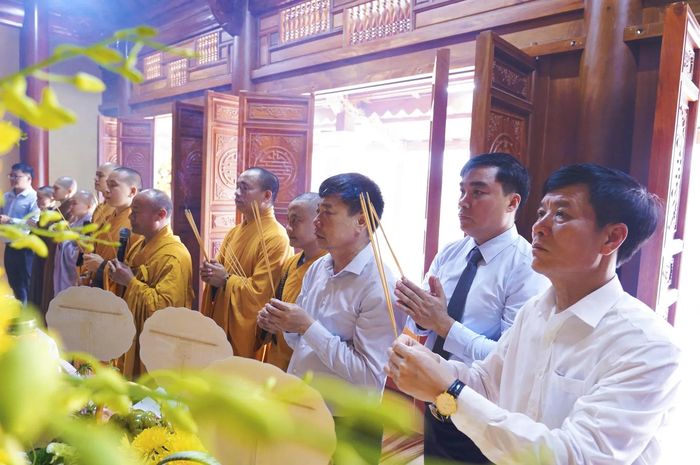 Chính quyền huyện Nghi Xuân cũ và xã Cổ Đạm mới sau khi thành lập đã trăn trở cùng nhân dân chung tay tôn tạo khu di tích lịch sử Trận địa pháo Bãi Dừa