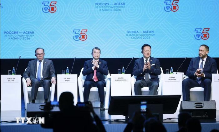 Thủ tướng Lê Minh Hưng tham dự Phiên khai mạc Diễn đàn Doanh nghiệp Nga-ASEAN. (Ảnh: Dương Giang/ TTXVN)