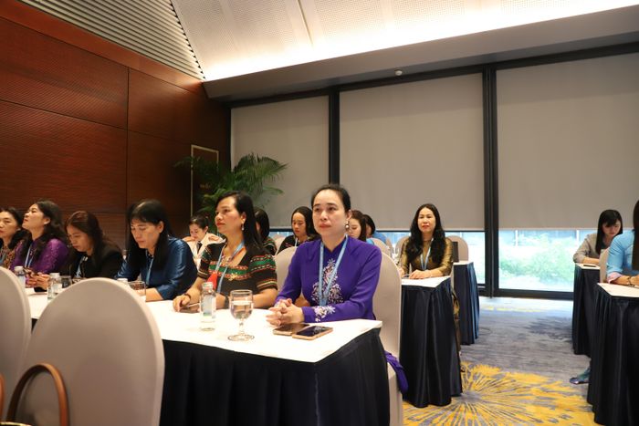 Trong khuôn khổ Đại hội bà Đỗ Nguyệt Ánh đã tham gia thảo luận với chuyên đề: Vai trò của Phụ nữ trong phát triển kinh tế, góp phần thực hiện mục tiêu tăng trưởng nhanh, bền vững của đất nước.