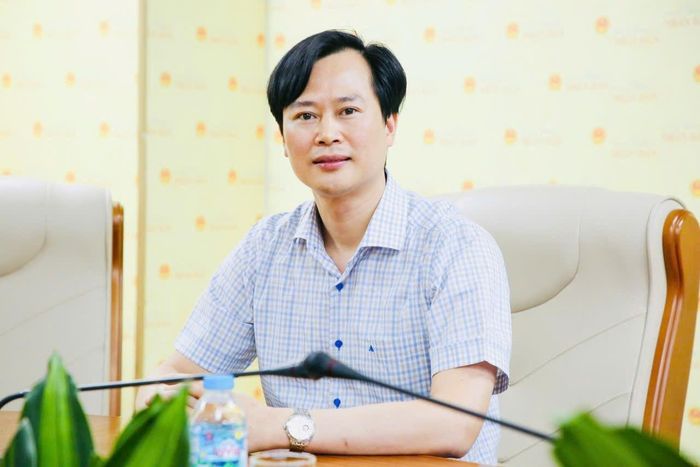 PGS.TS. Hoàng Trung Học, Trưởng khoa Tâm lý - Giáo dục, Học viện Quản lý Giáo dục cho rằng học sinh cần hạn chế áp lực từ việc liên tục dò đáp án, dự đoán điểm chuẩn trong thời gian chờ kết quả thi. Ảnh:NVCC