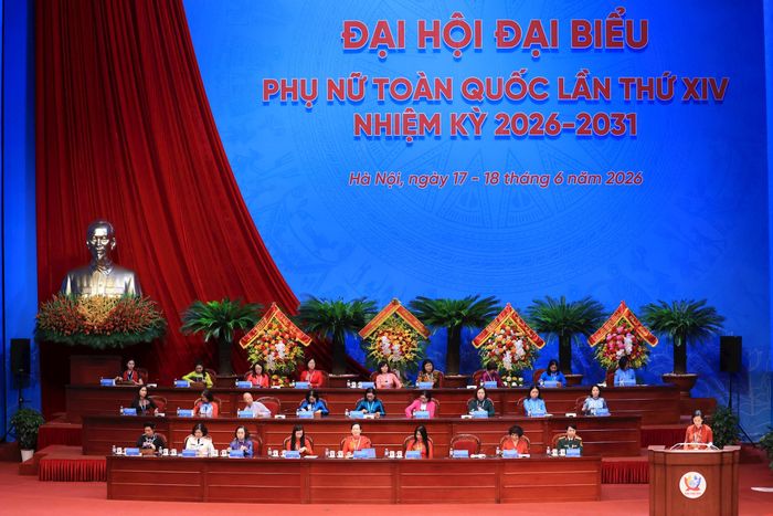 Đoàn Chủ tịch Đại hội. Ảnh: TTXVN