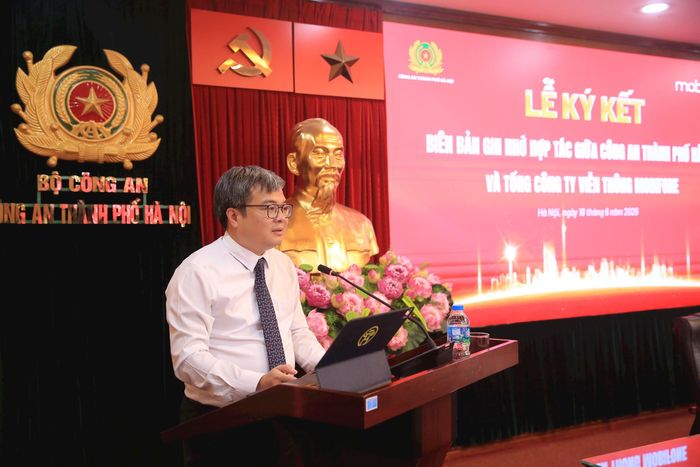 Phó Chủ tịch UBND thành phố Hà Nội Trương Việt Dũng phát biểu tại buổi lễ. Ảnh: Công an thành phố Hà Nội