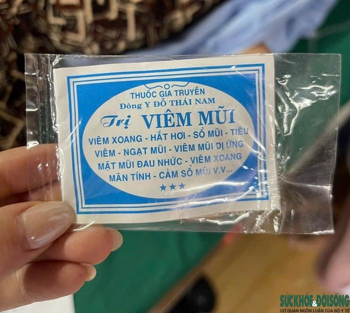 Các loại thuốc dạng gói, không nhãn mác, không công bố thành phần tiềm ẩn nhiều nguy cơ đối với sức khỏe người sử dụng.