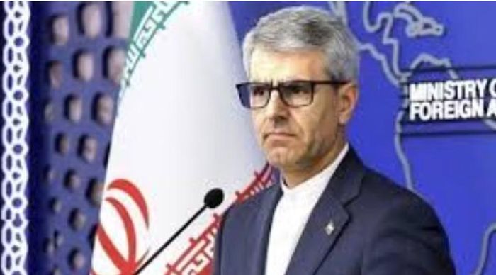 Trước đó, người phát ngôn Bộ Ngoại giao Iran Esmaeil Baghaei xác nhận Tehran đang phối hợp với Oman để hoàn thiện cơ chế quản lý eo biển này.