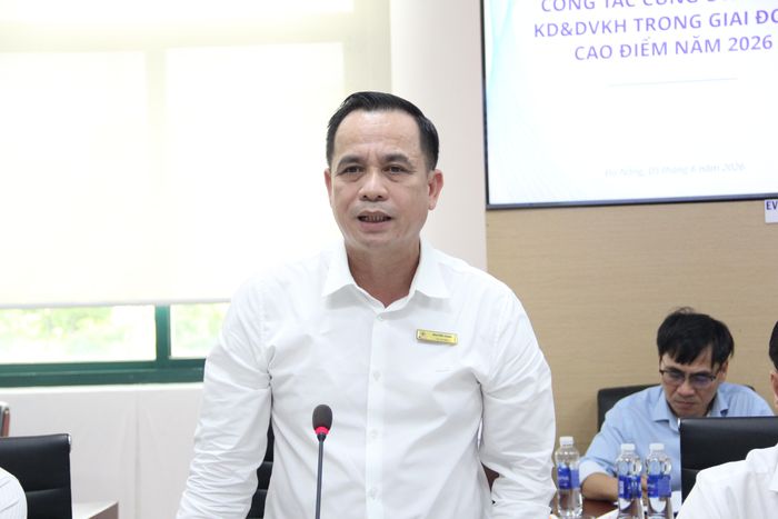  Ông Nguyễn Thanh - Chủ tịch HĐTV EVNCPC tiếp thu các chỉ đạo của lãnh đạo EVN. 