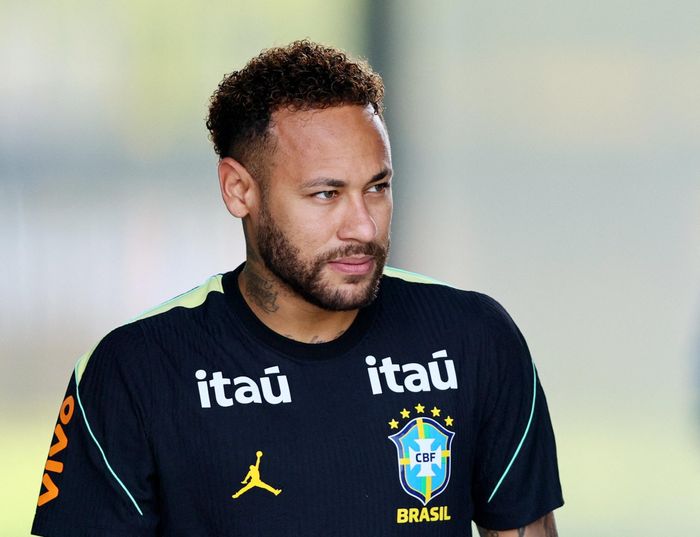 Neymar tiếp tục vắng mặt trong đội hình Brazil khi quá trình hồi phục chấn thương bắp chân vẫn chưa hoàn tất.