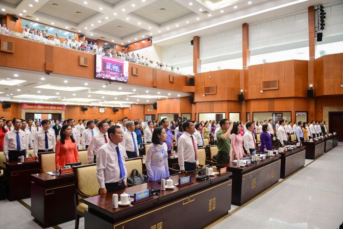  Dịp này cũng tròn một năm thành phố vận hành theo mô hình chính quyền địa phương hai cấp và đơn vị hành chính mới. 