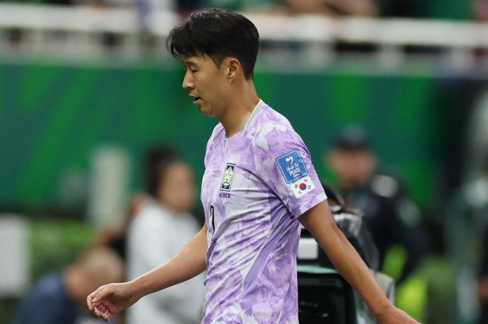 Son Heung-min bị thay ra từ phút 56 trong trận đấu mà toàn bộ hàng công Hàn Quốc đều gây thất vọng.
