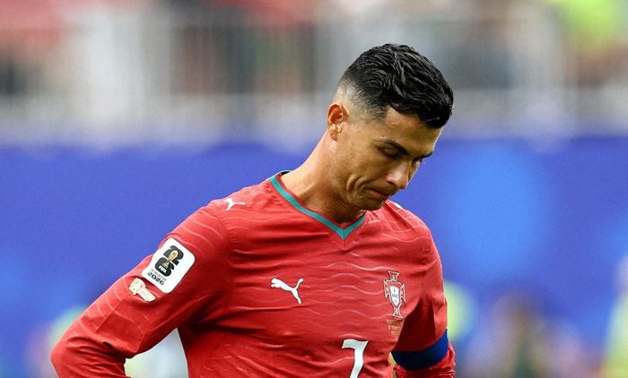  Công nghệ cảm biến bên trong trái bóng Al Rihla từng xác định Cristiano Ronaldo không chạm bóng trong tình huống ghi bàn vào lưới Uruguay tại World Cup 2022. 