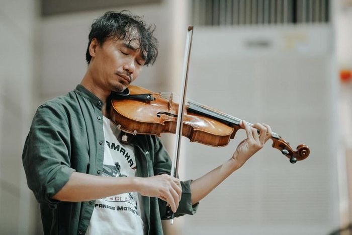 Nghệ sĩ viola Phạm Vũ Thiên Bảo