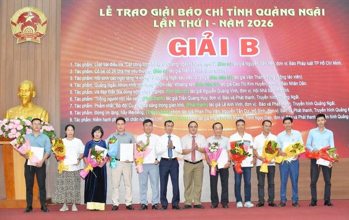 Các tác giả, nhóm tác giả nhận giải B tại Giải Báo chí tỉnh Quảng Ngãi