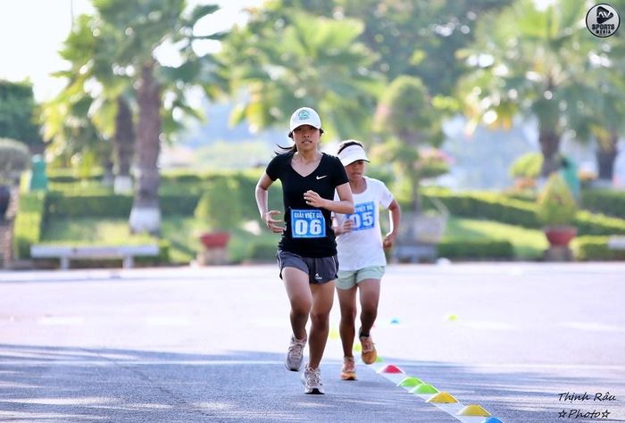 Các vận động viên tranh tài quyết liệt