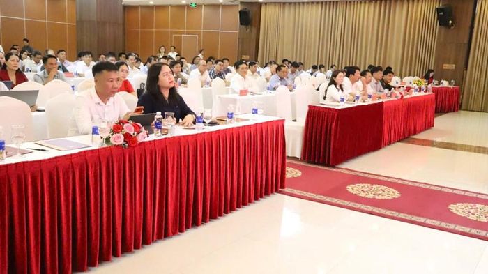 Các đại biểu tham dự Họp báo