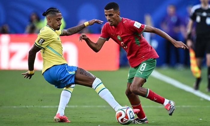 Tuyển Brazil (áo vàng) đã có trận ra quân chưa như ý