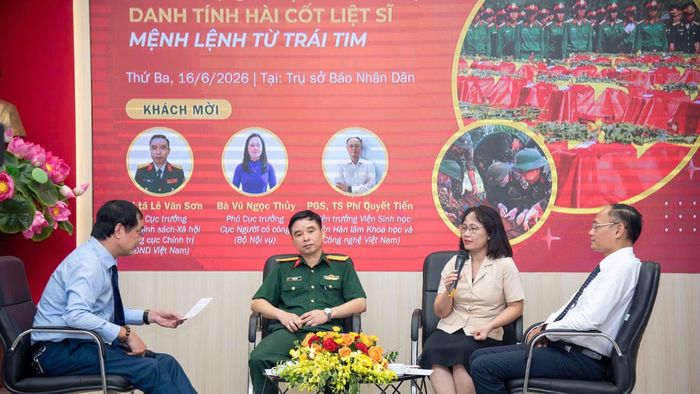 Quang cảnh tọa đàm “Tìm kiếm, quy tập và xác định danh tính hài cốt liệt sĩ - Mệnh lệnh từ trái tim” của Báo Nhân Dân. (Ảnh MINH DUY)