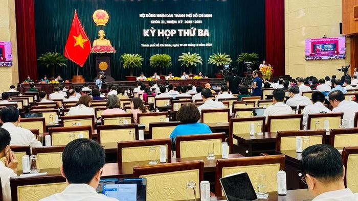 Toàn cảnh kỳ họp.