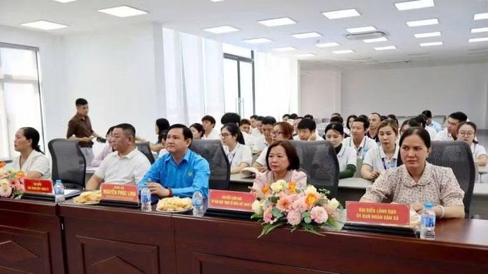 Đại biểu tham dự hội nghị thành lập Công đoàn cơ sở Công ty Trách nhiệm hữu hạn Thực phẩm Susa Việt Nam.