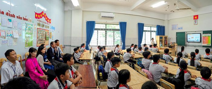 Chương trình giáo dục dinh dưỡng "3 phút thay đổi nhận thức" trước giờ ăn trưa