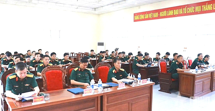  Các đại biểu tham dự hội nghị.