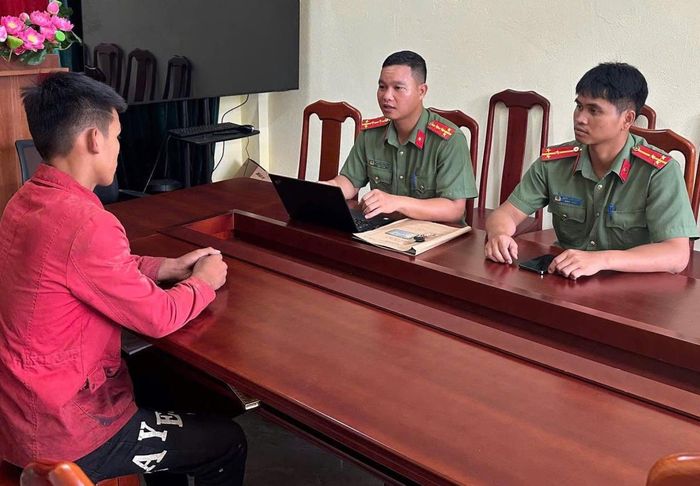 Lực lượng Công an làm việc với A.H.K.