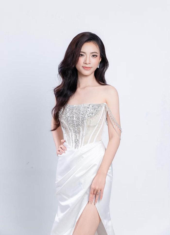 Nữ sinh lựa chọn tuổi trẻ năng động, bằng việc không ngừng học tập, cống hiến và lan tỏa giá trị tích cực.