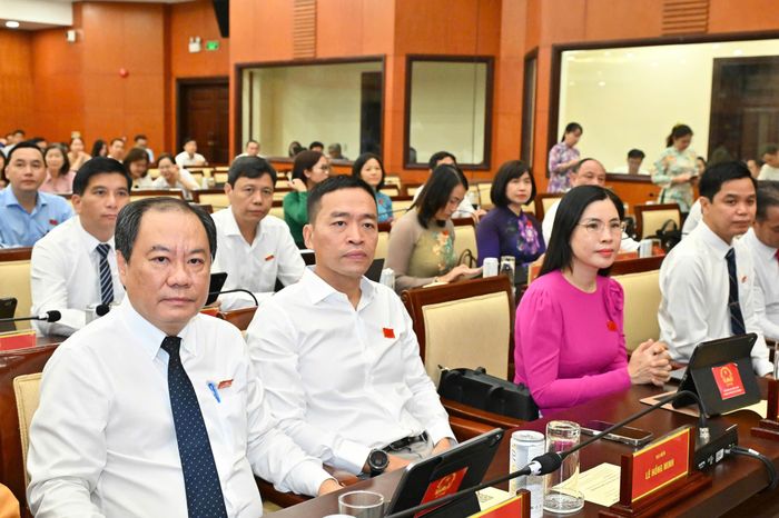  Đại biểu dự kỳ họp. Ảnh: VIỆT DŨNG 