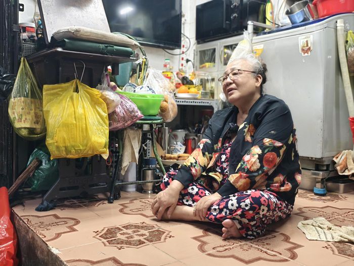 Bà Đoàn Thị Hoa (69 tuổi), ngụ khu Chợ Gà - Gạo