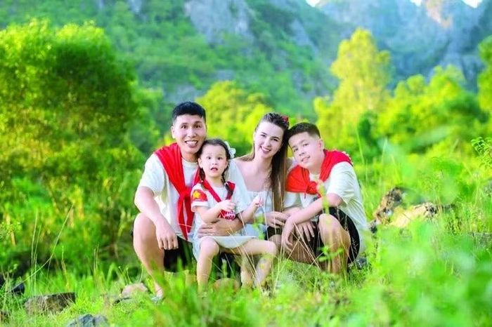 Hôn nhân hạnh phúc của cặp đôi Việt - Ukraine. Ảnh: Bằng An - Văn hóa và Đời sống.