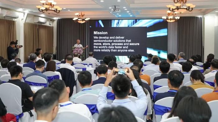 Toàn cảnh hội thảo.