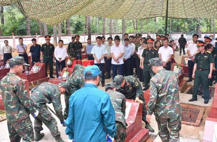 Tại Nghĩa trang Liệt sĩ xã Than Uyên có 90/150 phần mộ liệt sĩ chưa xác định được danh tính.