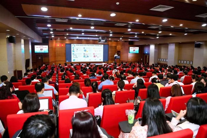 Toàn cảnh hội thảo chuyên đề "Pháp chế trong hoạt động bệnh viện".