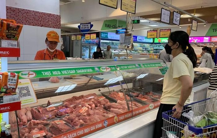 TPHCM sẽ thí điểm sàn giao dịch thịt heo để tiếp cận người tiêu dùng tốt hơn.