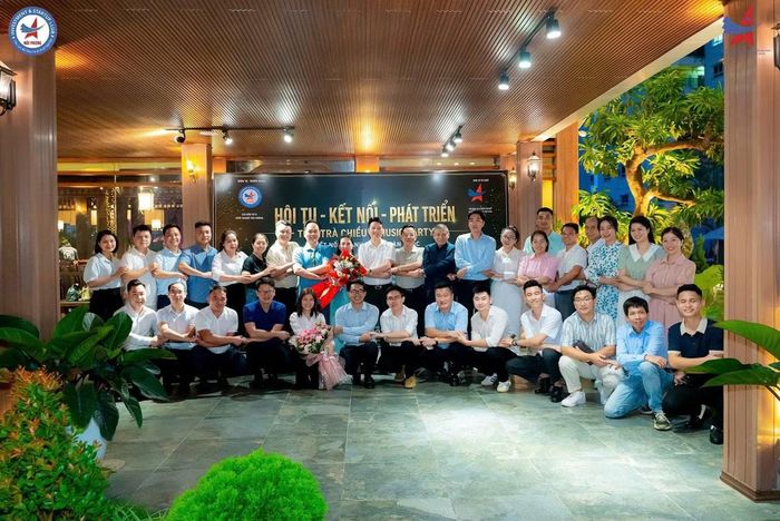 CLB Đầu tư và Khởi nghiệp Doanh nhân trẻ Việt Nam với các hoạt động kết nối hội viên.