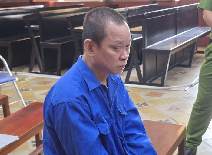 Bị cáo Hà Vĩ Hùng tại phiên tòa sáng nay 19/6.