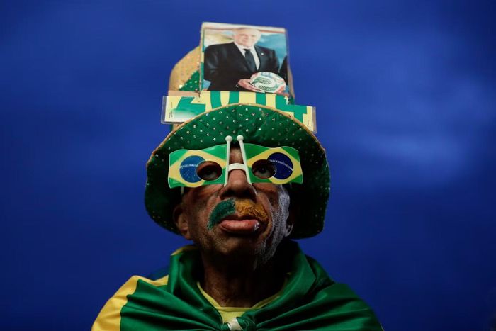  Trong tim của fan Brazil này, HLV Carlo Ancelotti luôn ở vị trí trang trọng nhất. 