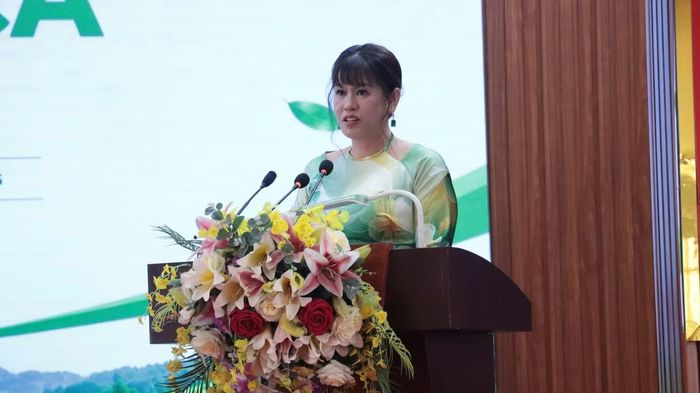 Bà Bùi Thị Hạnh Hiếu – Tổng Giám đốc Công ty Bảo Minh phát biểu tại hội nghị.