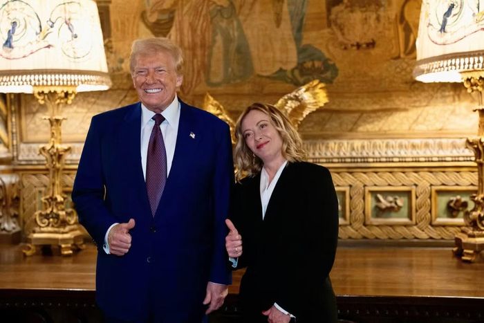 Thủ tướng Ý Giorgia Meloni và Tổng thống Mỹ Donald Trump. (Ảnh: Reuters)